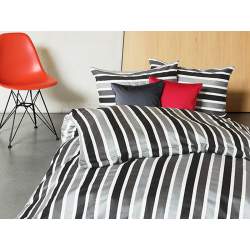 Divina Avanti Noir bed linen